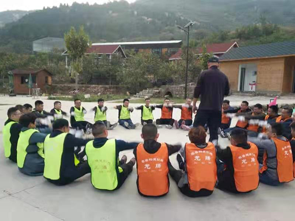 百煉成鋼、眾志成城—匯豐銷售精英國慶大練兵